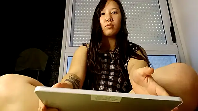 Japabaixinha online show from 09-19-25, 11:00