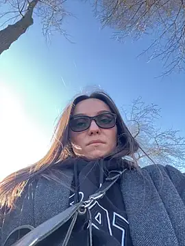 Snapshot of Jinna_milli chatting on 03-07-25, 12:45 Jinna milli online show from 03-07-25, 12:45