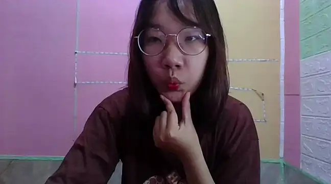 Snapshot of Nanoko chatting on 02-01-25, 11:43 Nanoko online show from 02-01-25, 11:43
