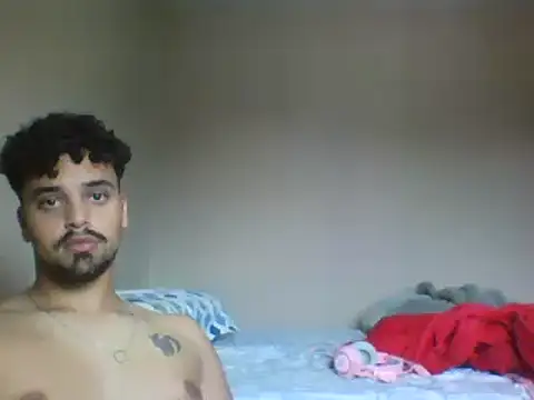 Snapshot of Xcumshot33 chatting on 12-05-24, 07:38 Xcumshot33 online show from 12-05-24, 07:38