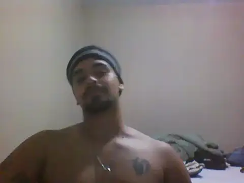 Snapshot of Xcumshot33 chatting on 12-13-24, 03:27 Xcumshot33 online show from 12-13-24, 03:27