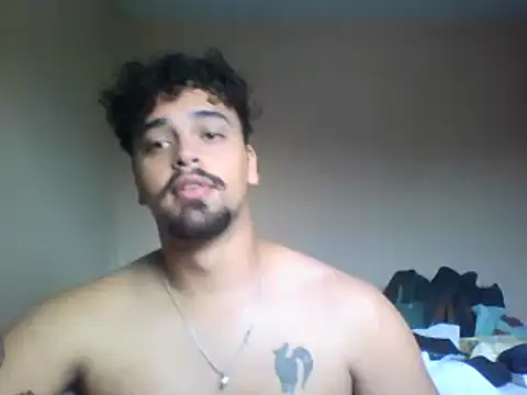 Snapshot of Xcumshot33 chatting on 12-18-24, 03:44 Xcumshot33 online show from 12-18-24, 03:44