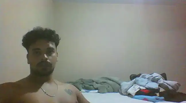 Snapshot of Xcumshot33 chatting on 01-10-25, 04:01 Xcumshot33 online show from 01-10-25, 04:01