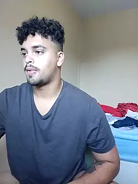 Snapshot of Xcumshot33 chatting on 02-27-25, 10:37 Xcumshot33 online show from 02-27-25, 10:37