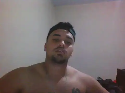 Snapshot of Xcumshot33 chatting on 09-12-25, 04:12 Xcumshot33 online show from 09-12-25, 04:12