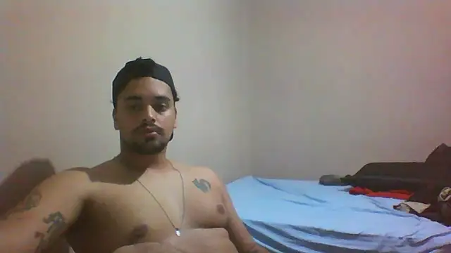 Snapshot of Xcumshot33 chatting on 10-03-25, 03:14 Xcumshot33 online show from 10-03-25, 03:14