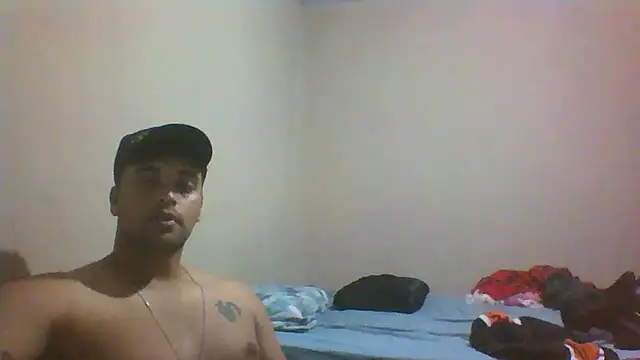 Snapshot of Xcumshot33 chatting on 12-03-25, 03:25 Xcumshot33 online show from 12-03-25, 03:25