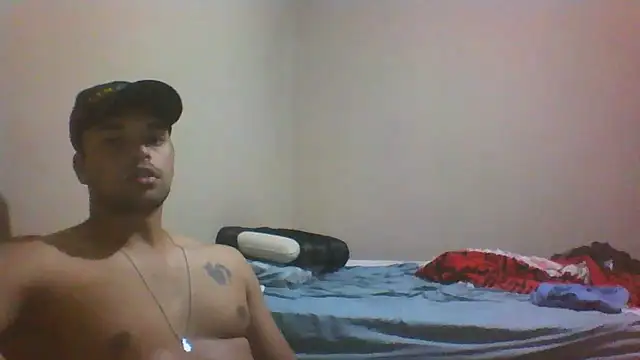 Snapshot of Xcumshot33 chatting on 12-05-25, 03:26 Xcumshot33 online show from 12-05-25, 03:26