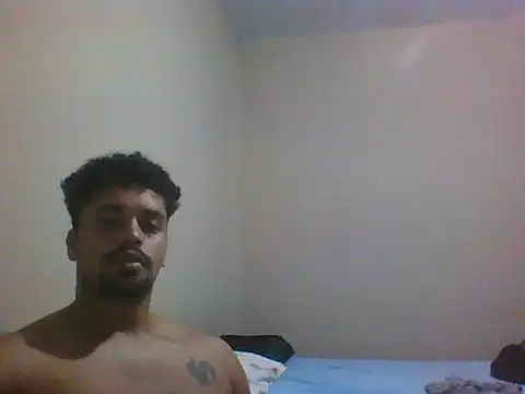 Snapshot of Xcumshot33 chatting on 02-23-26, 03:26 Xcumshot33 online show from 02-23-26, 03:26