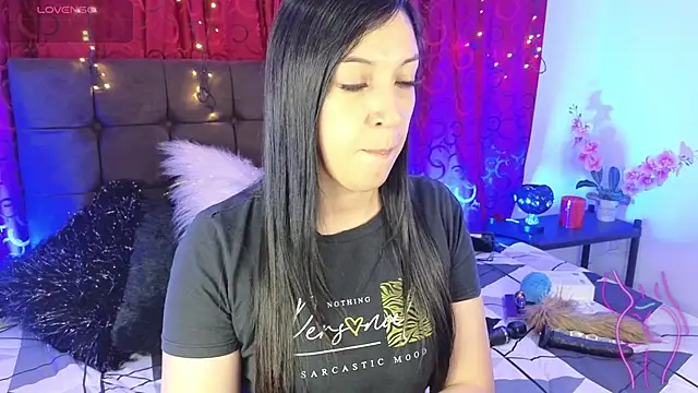 Majuu   online show from 11-22-25, 11:42