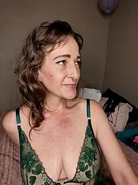 Deviant Desires xx online show from 10-19-25, 05:24