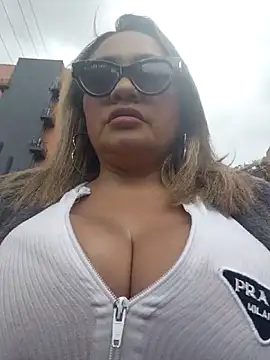 Afroditecash online show from 10-17-25, 06:32