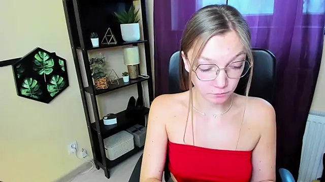 EmillyPlay online show from 01-29-25, 10:27