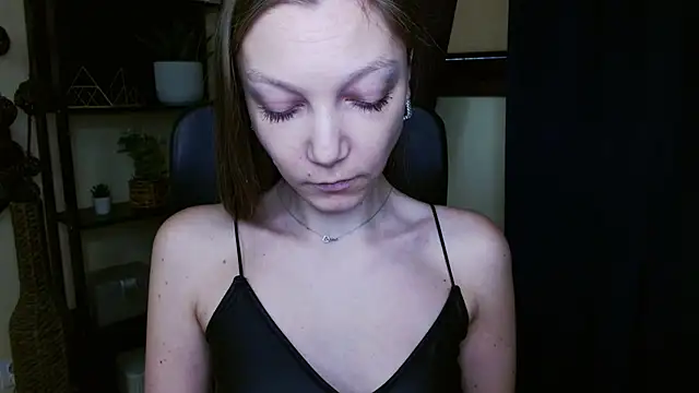 EmillyPlay online show from 02-21-26, 07:20