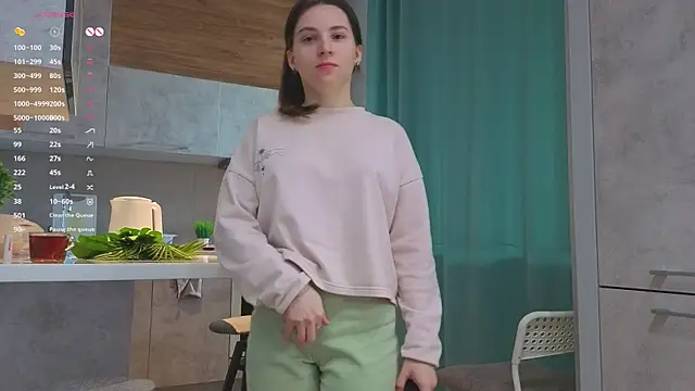 DonnaBurkee online show from 04-04-26, 04:22