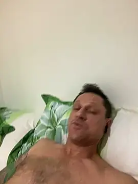 Snapshot of Yourhotboy_42 chatting on 02-03-25, 06:17 Yourhotboy 42 online show from 02-03-25, 06:17