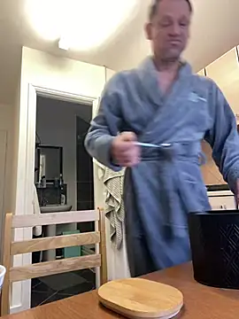 Snapshot of Yourhotboy_42 chatting on 03-08-25, 01:03 Yourhotboy 42 online show from 03-08-25, 01:03