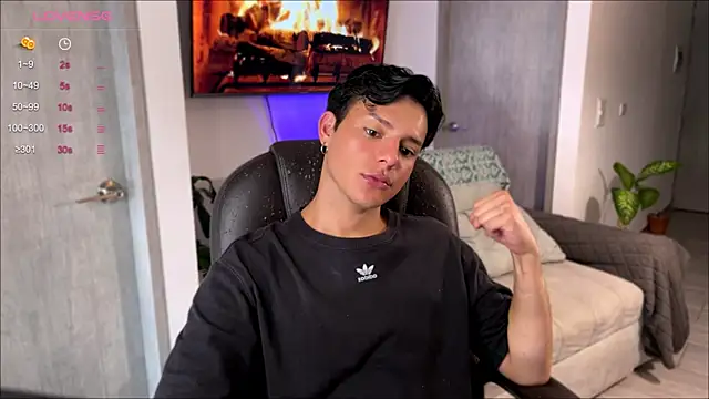 Alexxblue online show from 01-27-25, 09:44