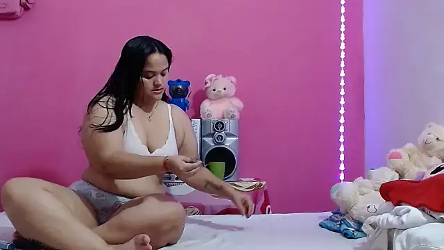 brunnette hot online show from 07-15-26, 12:21