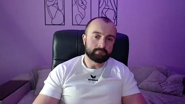 brindlefly6969 online show from 01-08-26, 11:56