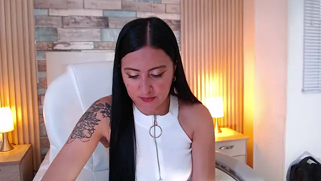 Snapshot of isabella_smith_ chatting on 11-10-25, 08:08 isabella smith online show from 11-10-25, 08:08