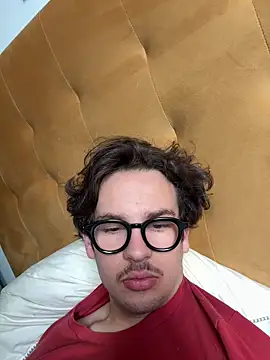 Snapshot of hardmecl chatting on 03-09-25, 10:41 hardmecl online show from 03-09-25, 10:41