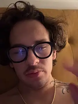 Snapshot of hardmecl chatting on 09-23-25, 08:34 hardmecl online show from 09-23-25, 08:34