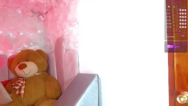 puca ebony online show from 03-10-26, 04:45