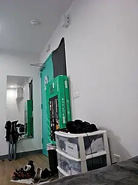 Iliketocooksquirt25 online show from 10-05-25, 04:22