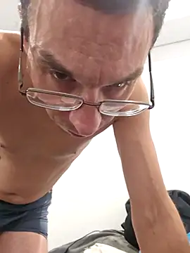 Iliketocooksquirt25 online show from 10-06-25, 11:35