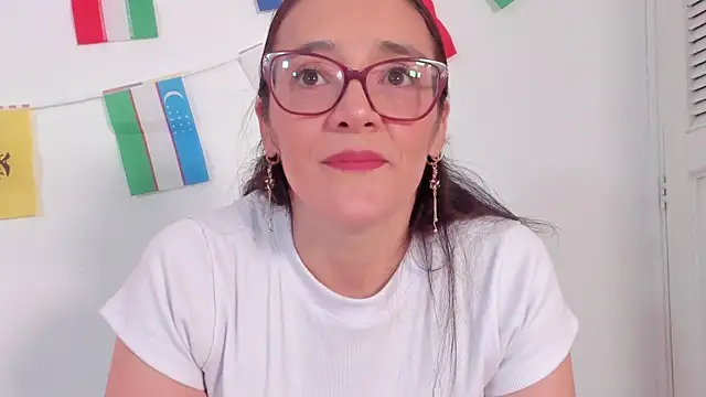 Snapshot of Jessica_Herrera_ chatting on 06-30-26, 10:33 Jessica Herrera online show from 06-30-26, 10:33