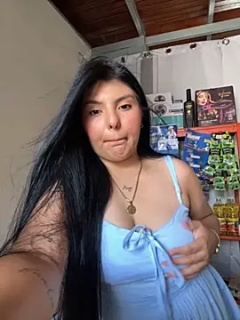 bella isabela online show from 10-07-25, 08:06