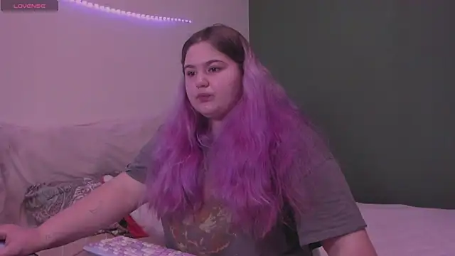 Freakcute  online show from 02-09-25, 03:23