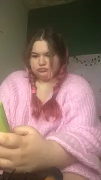 Freakcute  online show from 03-11-25, 01:45