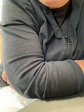 Snapshot of Miss_Barbarella chatting on 09-29-25, 08:30 Miss Barbarella online show from 09-29-25, 08:30