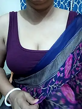 Priya Boudi online show from 09-25-25, 06:44