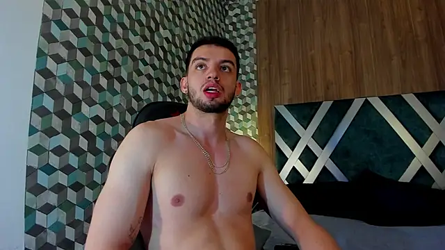 Michael magno online show from 03-10-25, 01:54