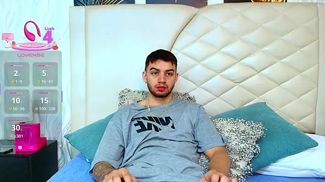 Michael magno online show from 11-30-25, 07:07