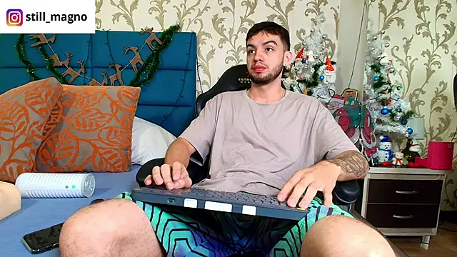 Michael magno online show from 12-04-25, 12:25