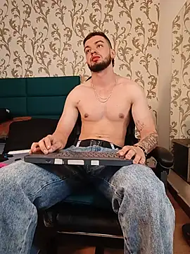 Michael magno online show from 06-30-26, 01:12