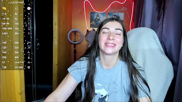 Fiery Brunette  online show from 09-13-25, 05:40