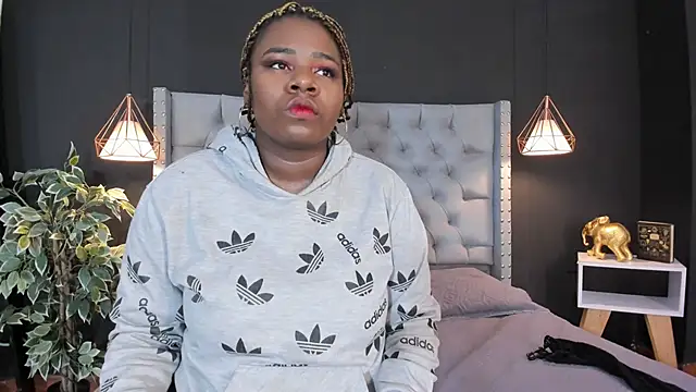 Tammy  vega  online show from 01-28-25, 03:47