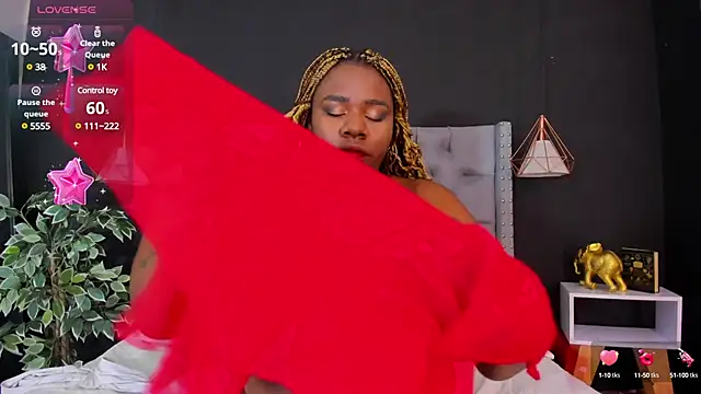 Tammy  vega  online show from 02-02-25, 03:54