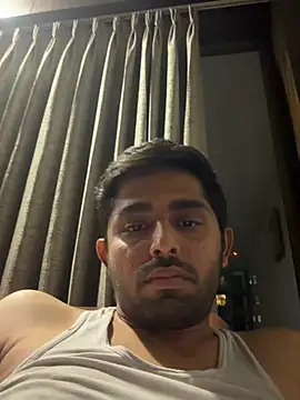 Snapshot of rhuh3991 chatting on 04-22-26, 05:14 rhuh3991 online show from 04-22-26, 05:14