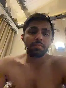 Snapshot of rhuh3991 chatting on 04-27-26, 02:04 rhuh3991 online show from 04-27-26, 02:04