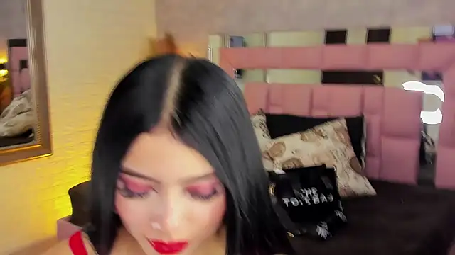 Snapshot of catalina__23 chatting on 02-04-25, 08:17 catalina 23 online show from 02-04-25, 08:17