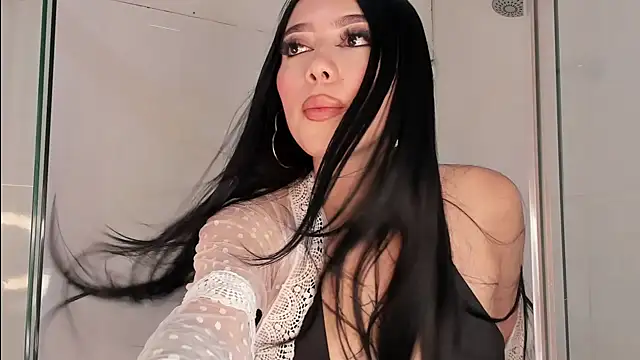 Snapshot of catalina__23 chatting on 03-05-25, 11:05 catalina 23 online show from 03-05-25, 11:05