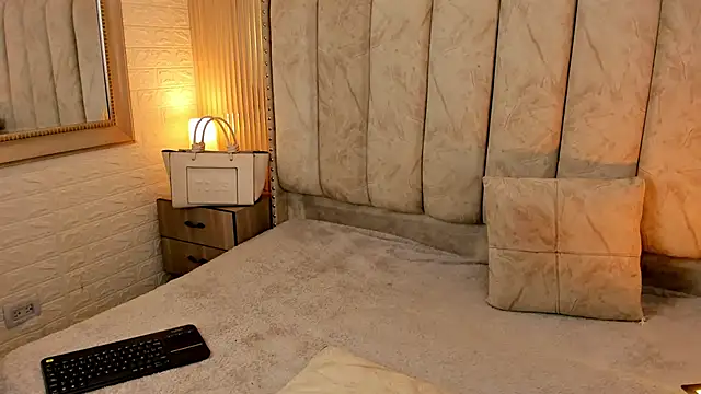 Snapshot of catalina__23 chatting on 09-29-25, 09:08 catalina 23 online show from 09-29-25, 09:08