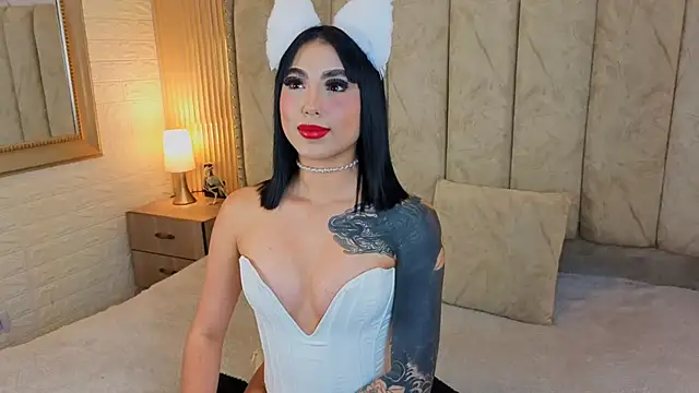 Snapshot of catalina__23 chatting on 10-26-25, 02:12 catalina 23 online show from 10-26-25, 02:12