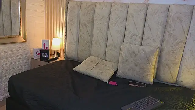 catalina  23 online show from 03-09-26, 07:40